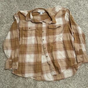 flannel button up !!